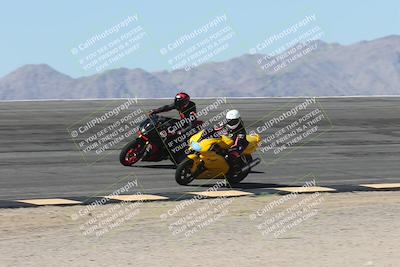 media/Oct-13-2025-Moto Forza (Mon) [[a66d839500]]/4-C Group/Session 2 (Bowl)/